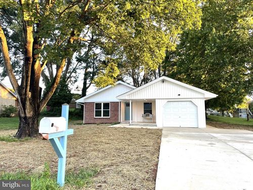 325 Elmwood Dr, CULPEPER, VA, 22701-4029 | Card Image