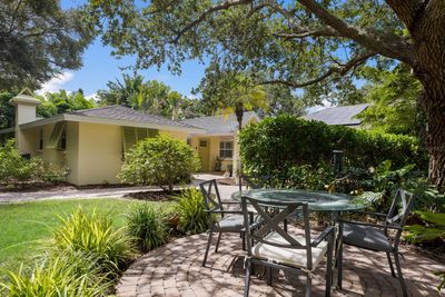 1922 Field Road, House other with 3 bedrooms, 3 bathrooms and null parking in Sarasota FL | Image 1