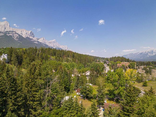 107 3 Sisters Dr, Home with 0 bedrooms, 0 bathrooms and null parking in Canmore AB | Image 13
