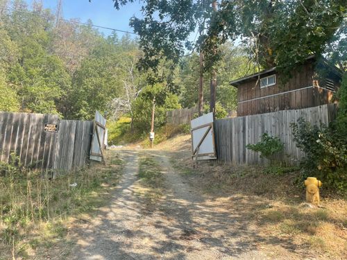 111 E Perch Creek Rd, Orleans, CA, 95556 | Card Image