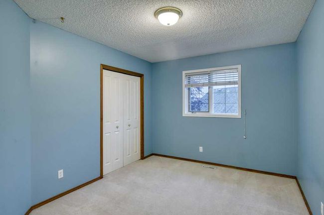 321 Douglas Ridge Pl Se, House detached with 3 bedrooms, 2 bathrooms and 2 parking in Calgary AB | Image 37
