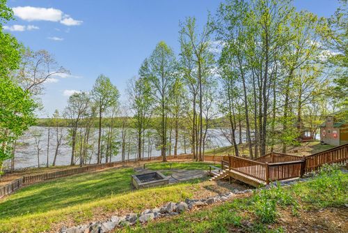 143 Saline Trl, Dover, TN, 37058-5390 | Card Image
