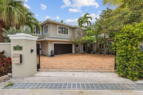 3301 Ne 16th St, Fort Lauderdale, FL, 33304-1711 | Card Image