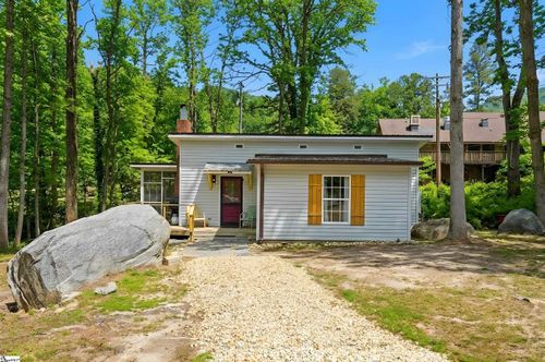 401 Rocky Bottom Rd, Sunset, SC, 29685-2922 | Card Image