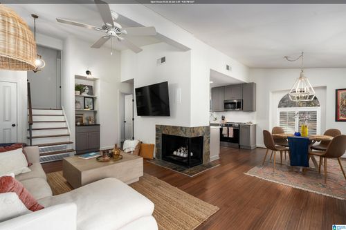 133-133 Brookwood Vlg, VESTAVIA HILLS, AL, 35216 | Card Image