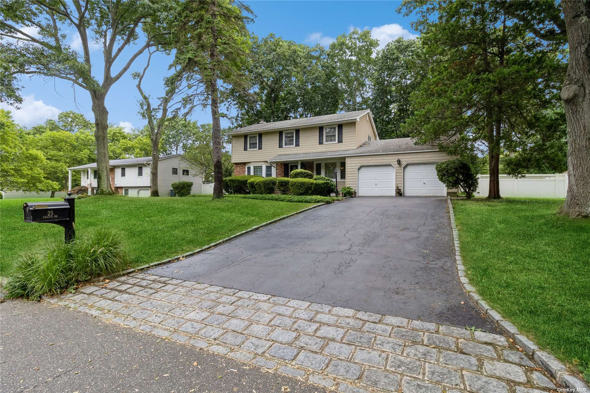 Chassyl Rd, Commack, NY 11725