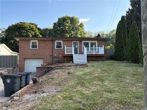 2354 Savoy Ave, Akron, OH, 44305-2164 | Card Image