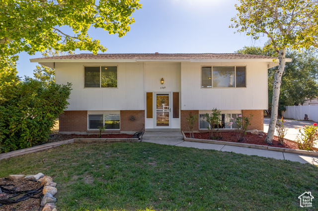 Happiness Cir, Taylorsville, UT 84129