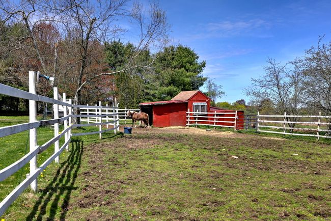 104 South St, House other with 4 bedrooms, 2 bathrooms and 10 parking in Morris CT | Image 31