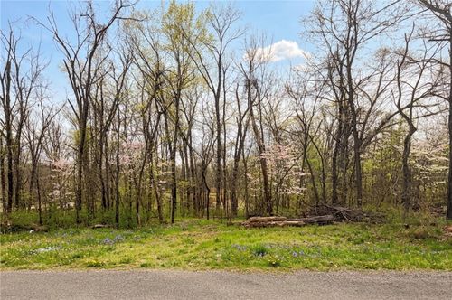 28 Coylton Dr, Bella Vista, AR, 72715-4011 | Card Image