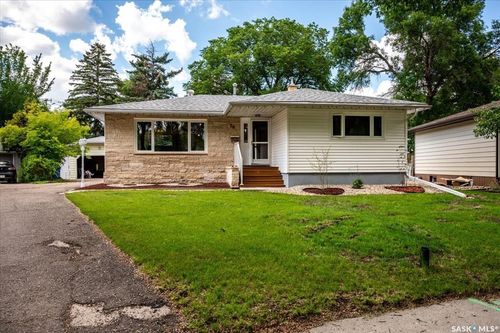 20 Dunning Cres, Regina, SK, S4S3W1 | Card Image