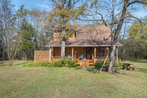 6442 Brandy Ln, Lebanon, TN, 37090-9511 | Card Image