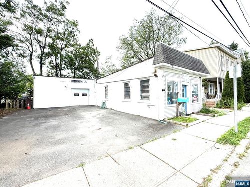 19 Mechanic St, Ramsey, NJ, 07446-2543 | Card Image