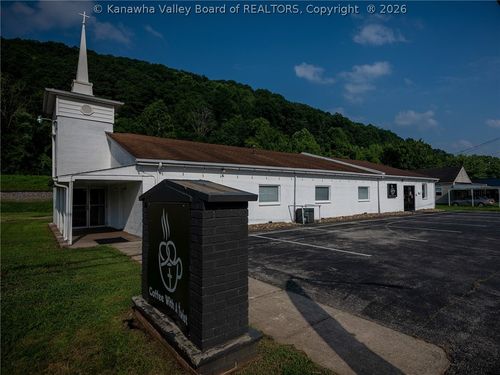 101 Main Ave, Nitro, WV, 25143-1221 | Card Image