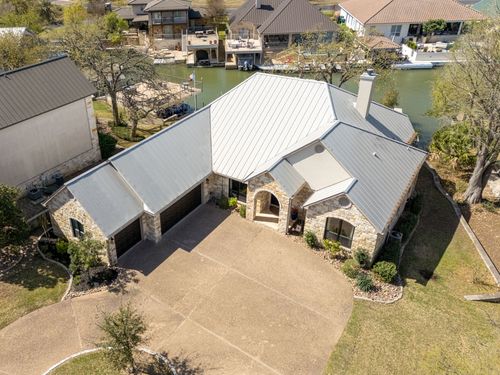 3012 Driftwood Ln, Horseshoe Bay, TX, 78657-5779 | Card Image