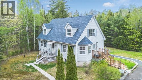 24 Kuzyk Crt, Burton, NB, E2V4V5 | Card Image