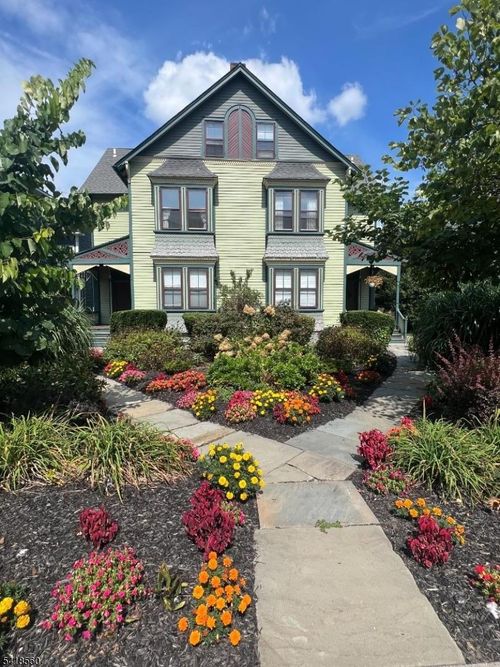 b-182 Morris St, Morristown, NJ, 07960-4216 | Card Image