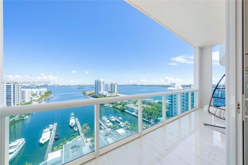 ph14-7900 Harbor Island Dr, North Bay Village, FL, 33141-4281 | Card Image