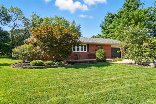 2089 Marcia Dr, Bellbrook, OH, 45305-1605 | Card Image