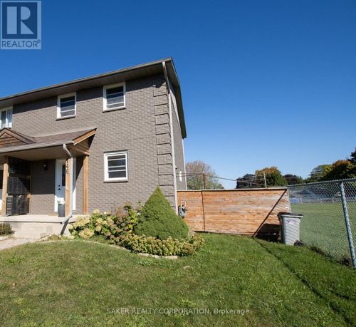 146 Simcoe St, Exeter, ON, N0M1S1 | Card Image