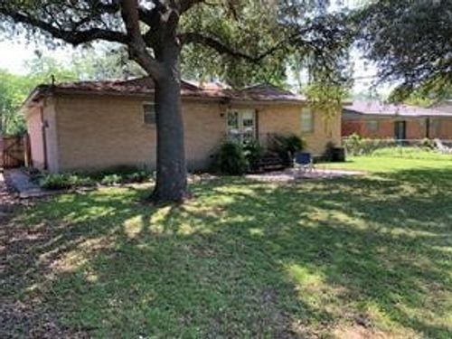 1403 Provincetown Ln, Richardson, TX, 75080-4146 | Card Image