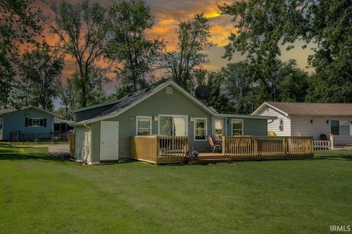 175 E Frantz Dr, Wawaka, IN, 46794-9788 | Card Image