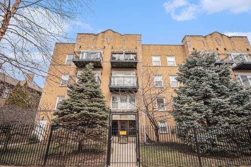 3-2008 W Greenleaf Ave, Chicago, IL, 60645-3539 | Card Image