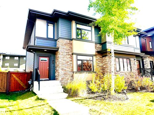 7 Amesbury Wynd, Sherwood Park, AB, T8B0B4 | Card Image