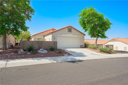 2452 Topanga Dr, Bullhead City, AZ, 86442-8468 | Card Image