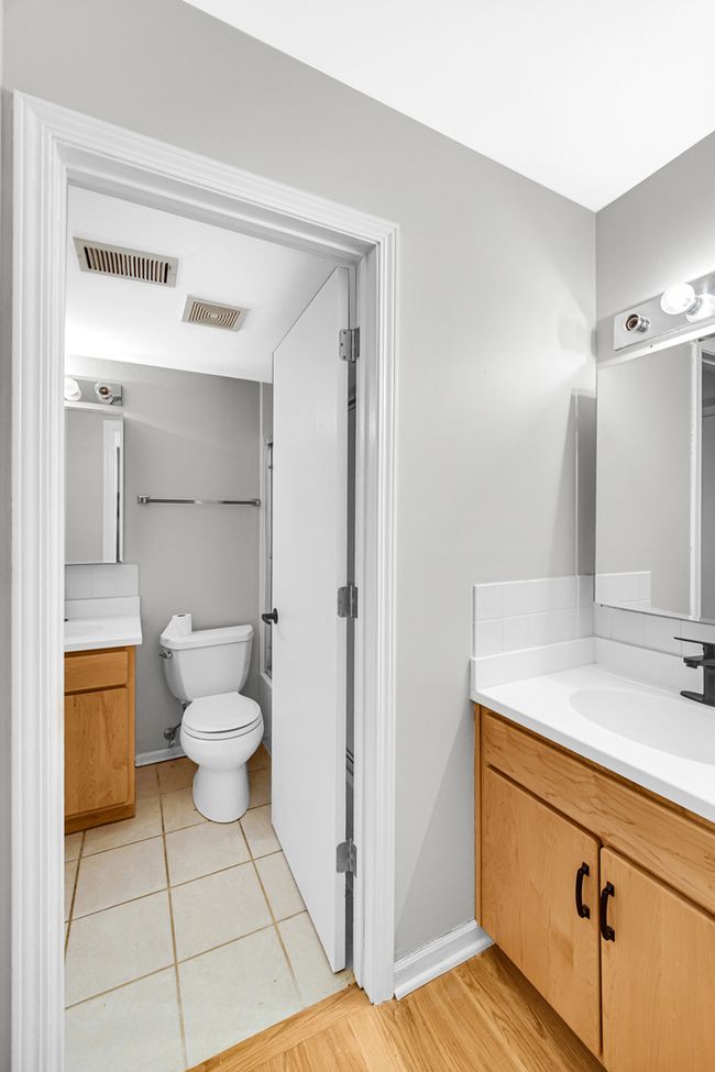 APT-2 - 1221 S Williams St, Home with 2 bedrooms, 1 bathrooms and null parking in Westmont IL | Image 15
