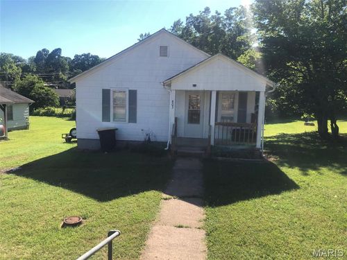 803 Elm St, Doniphan, MO, 63935-1113 | Card Image