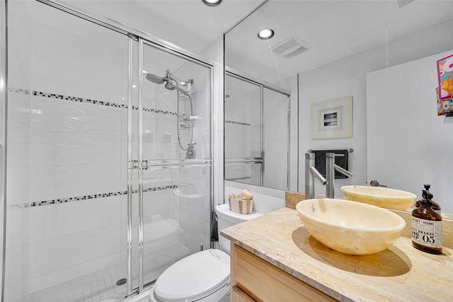 APT-401D - 2860 Ne 14 Th Street Cswy, Condo with 2 bedrooms, 2 bathrooms and null parking in Pompano Beach FL | Image 26