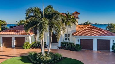 504 55 Th Avenue, House other with 4 bedrooms, 4 bathrooms and null parking in St Pete Beach FL | Image 2