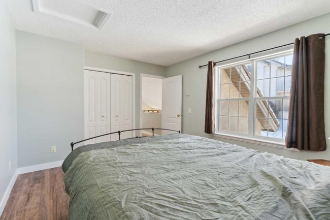 301 Patterson View Sw, Home with 2 bedrooms, 2 bathrooms and 1 parking in Calgary AB | Image 22