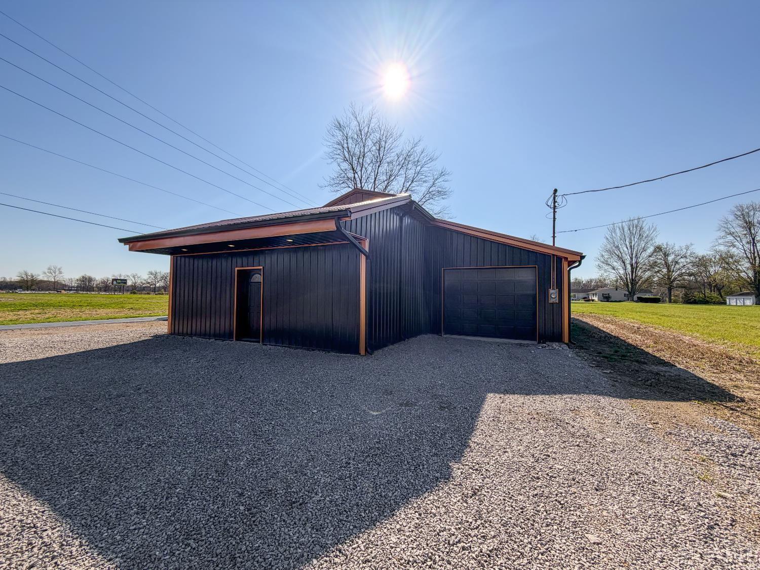 1943 Main St, Goshen, OH 45122