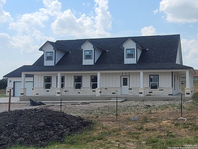 52 Peach Tree Ave, House other with 3 bedrooms, 2 bathrooms and null parking in Poteet TX | Image 5
