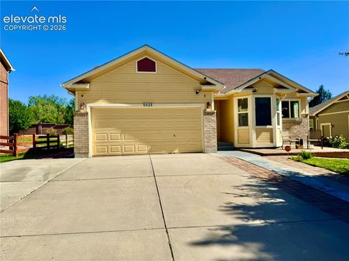 5025 Barnstormers Ave, Colorado Springs, CO, 80911-1212 | Card Image