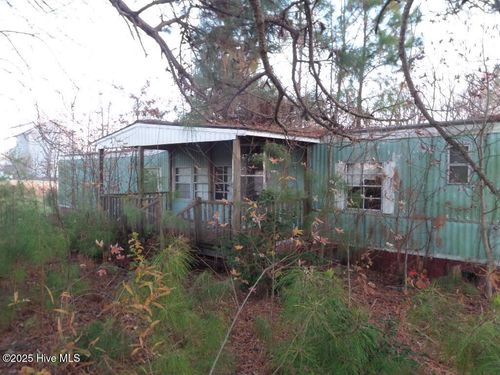 401 S Maple St, Oak City, NC, 27857-9542 | Card Image