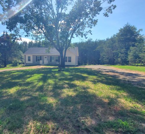 971 Waters Edge Dr, Penhook, VA, 24137-5083 | Card Image