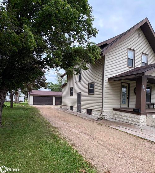 106 Nw 1st St, Gilmore City, IA, 50541-8101 | Card Image