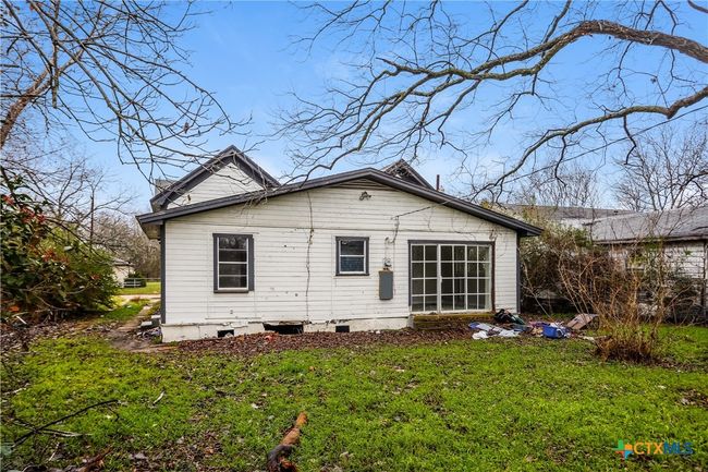 318 Durr St, House other with 3 bedrooms, 1 bathrooms and null parking in Marlin TX | Image 4