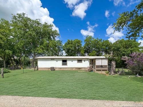 207 Clark St, Ingram, TX, 78025-3241 | Card Image