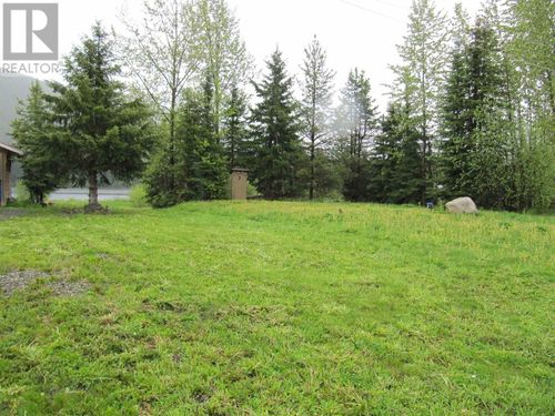 658 B Road, Canim Lake, BC, V0K1L0 | Card Image