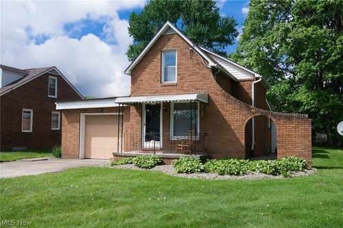 1528 Stepney St, Niles, OH, 44446-3738 | Card Image