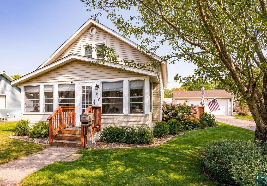 Oak St, Cloquet, MN 55720