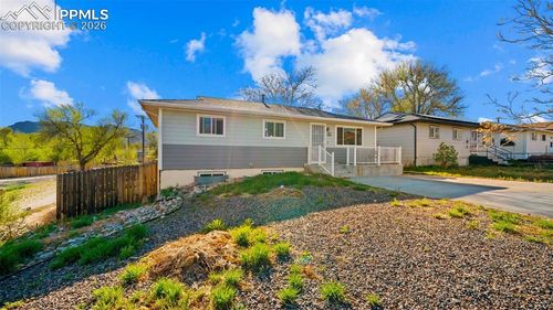946 Hutchinson Dr, Colorado Springs, CO, 80910-3210 | Card Image