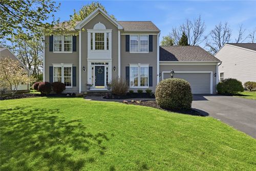 19 Enwright Dr, Fairport, NY, 14450-8422 | Card Image