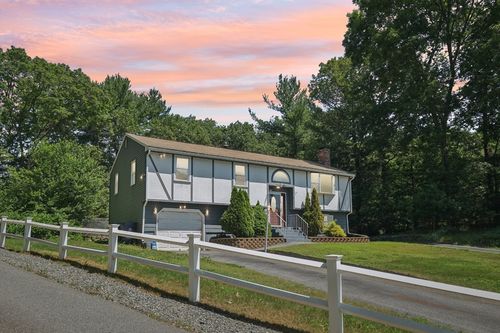 25 Mill Rd, Wilmington, MA, 01887-3347 | Card Image