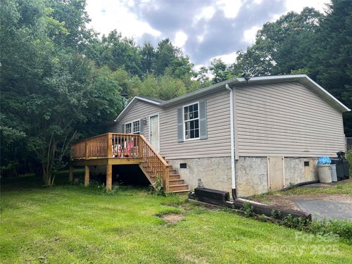 20 Weathered Rd, Alexander, NC, 28701-8810 | Card Image