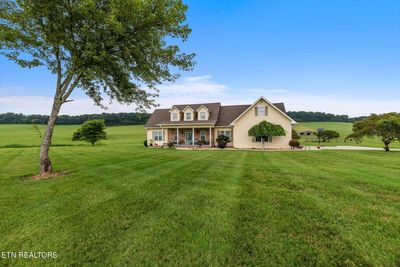 17340 Pond Creek Rd, House other with 3 bedrooms, 2 bathrooms and null parking in Philadelphia TN | Image 3